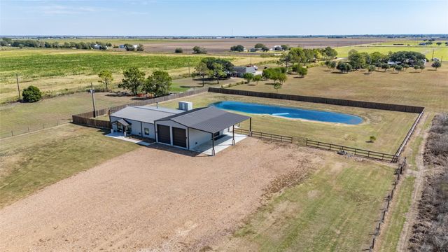 6540 N State Highway 71, El Campo, TX 77437