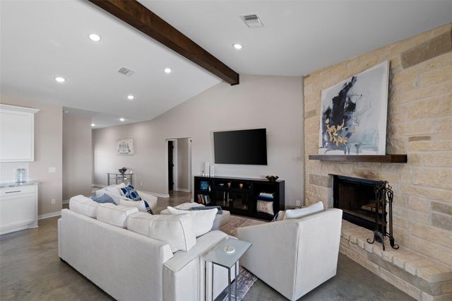 6540 N State Highway 71, El Campo, TX 77437