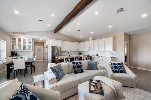 6540 N State Highway 71, El Campo, TX 77437