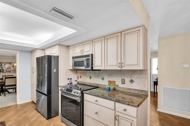 495 PALMDALE DRIVE, Oldsmar, FL 34677