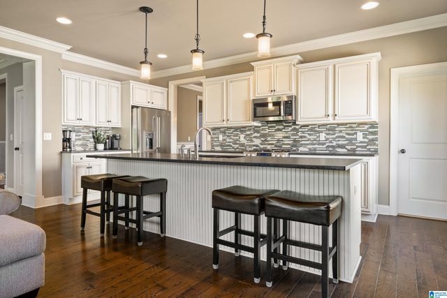 1800 SOUTHPOINTE DRIVE, Hoover, AL 35244