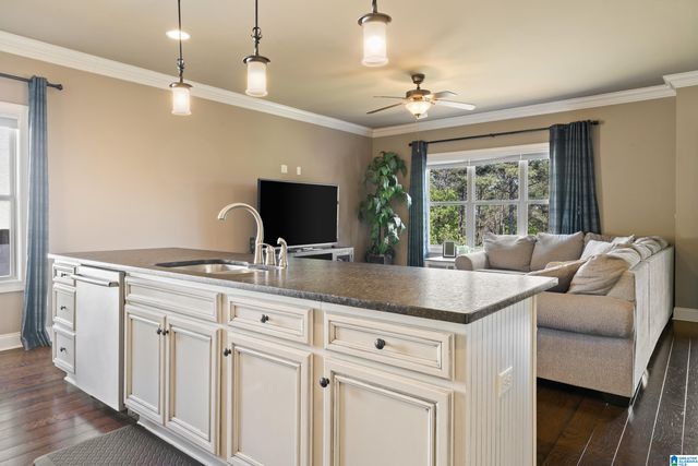 1800 SOUTHPOINTE DRIVE, Hoover, AL 35244