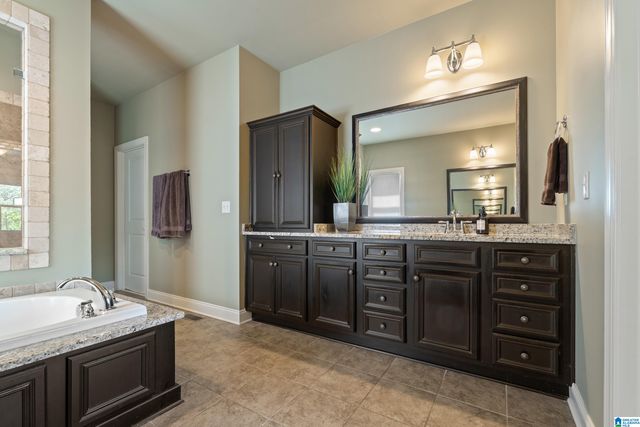 1800 SOUTHPOINTE DRIVE, Hoover, AL 35244