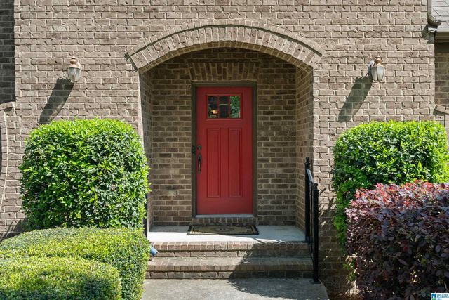 1800 SOUTHPOINTE DRIVE, Hoover, AL 35244
