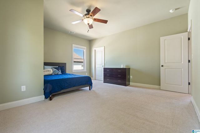 1800 SOUTHPOINTE DRIVE, Hoover, AL 35244