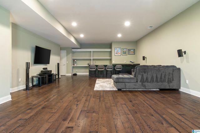 1800 SOUTHPOINTE DRIVE, Hoover, AL 35244