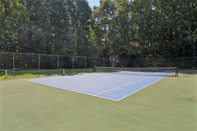 1090 Applecross Drive, Roswell, GA 30075