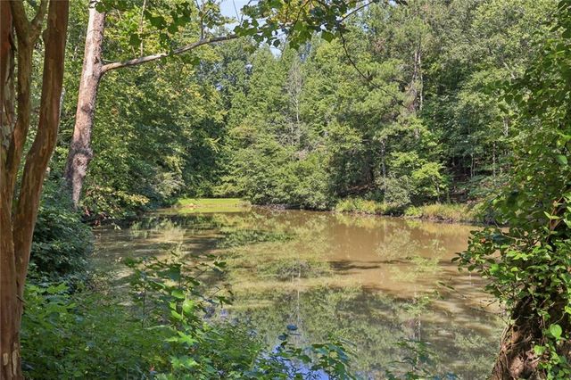 1090 Applecross Drive, Roswell, GA 30075