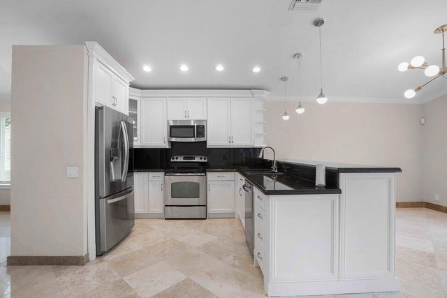 660 NW 45th Avenue, Deerfield Beach, FL 33442