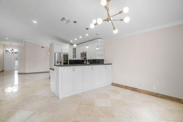 660 NW 45th Avenue, Deerfield Beach, FL 33442
