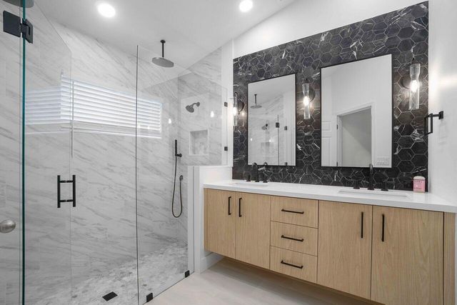 660 NW 45th Avenue, Deerfield Beach, FL 33442