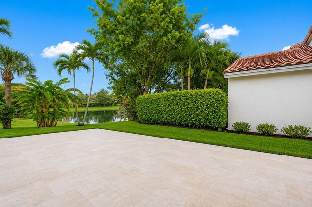 660 NW 45th Avenue, Deerfield Beach, FL 33442