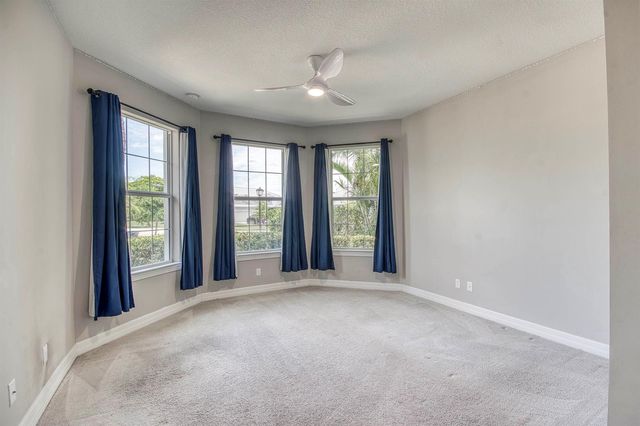 134 Shores Pointe Drive, Jupiter, FL 33458