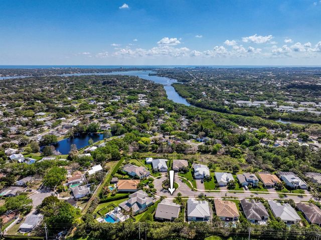 134 Shores Pointe Drive, Jupiter, FL 33458