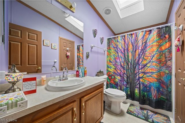 78 Periwinkle Drive, Olmsted Twp, OH 44138