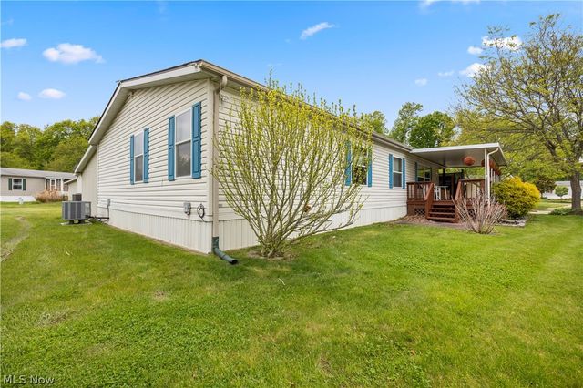 78 Periwinkle Drive, Olmsted Twp, OH 44138