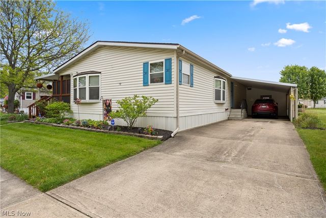 78 Periwinkle Drive, Olmsted Twp, OH 44138