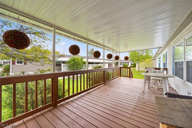 78 Periwinkle Drive, Olmsted Twp, OH 44138