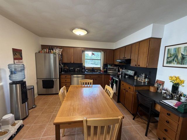 1348 Lincoln Court, Beloit, WI 53511