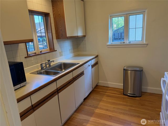 2014 41st Avenue E, Seattle, WA 98112