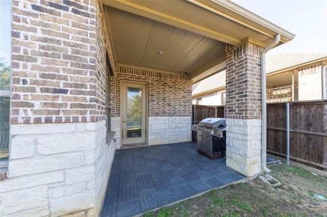 3721 Winchester, The Colony, TX 75056