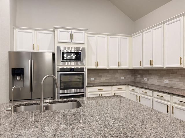 3721 Winchester, The Colony, TX 75056