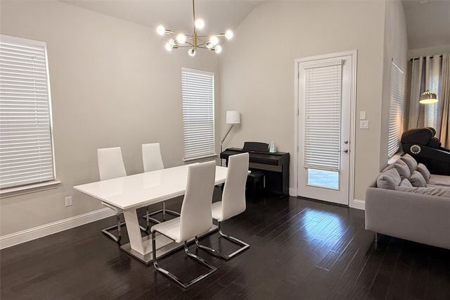 3721 Winchester, The Colony, TX 75056