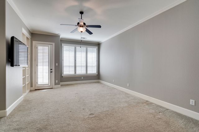 5000 Dickens Lane, Carrollton, TX 75010