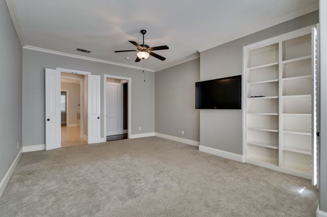 5000 Dickens Lane, Carrollton, TX 75010