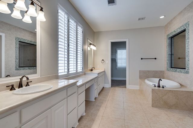5000 Dickens Lane, Carrollton, TX 75010