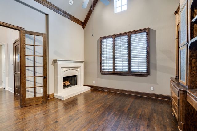 5000 Dickens Lane, Carrollton, TX 75010