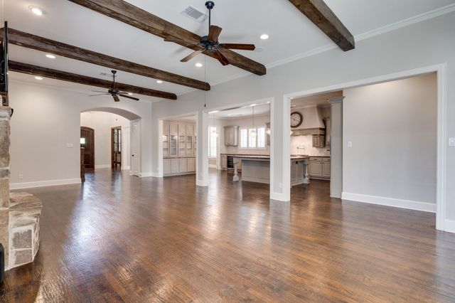 5000 Dickens Lane, Carrollton, TX 75010