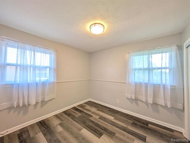 3613 Cherokee Avenue, Flint, MI 48507