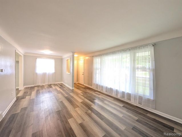 3613 Cherokee Avenue, Flint, MI 48507