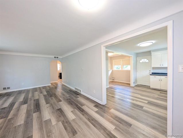 3613 Cherokee Avenue, Flint, MI 48507
