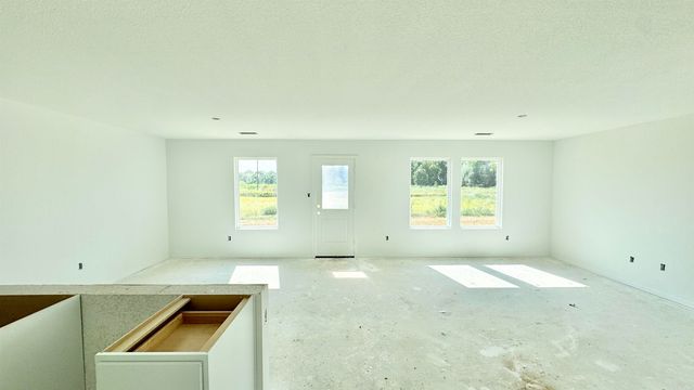 63 Farmhouse Loop, Beebe, AR 72012