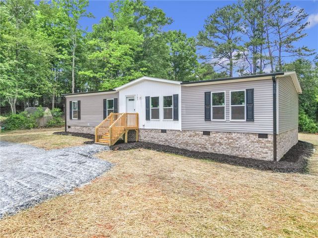107 Chantilly Circle, Starr, SC 29684