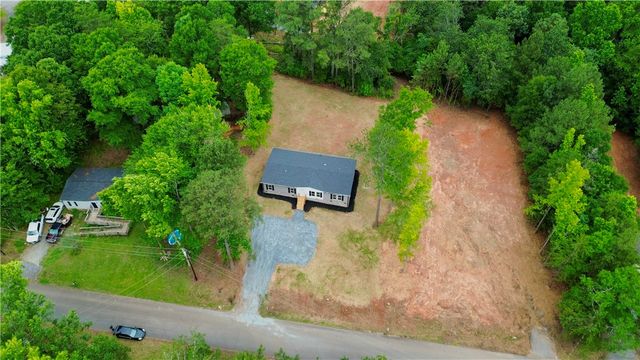 107 Chantilly Circle, Starr, SC 29684