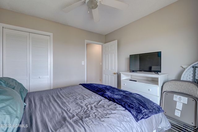 316 Bay Circle, N Topsail Beach, NC 28460