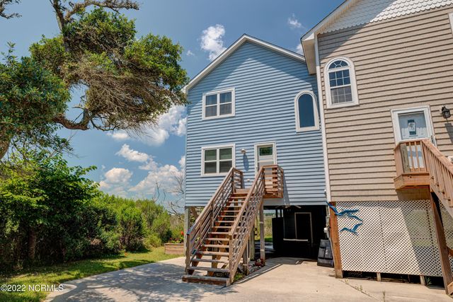 316 Bay Circle, N Topsail Beach, NC 28460