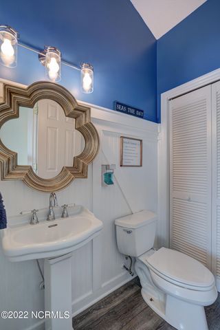 316 Bay Circle, N Topsail Beach, NC 28460