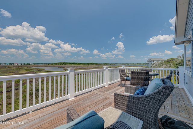 316 Bay Circle, N Topsail Beach, NC 28460