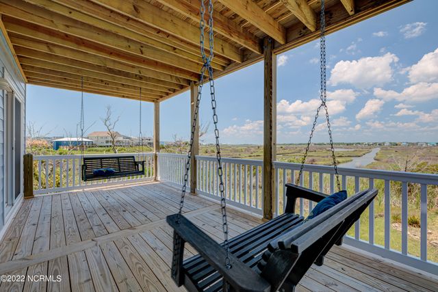 316 Bay Circle, N Topsail Beach, NC 28460