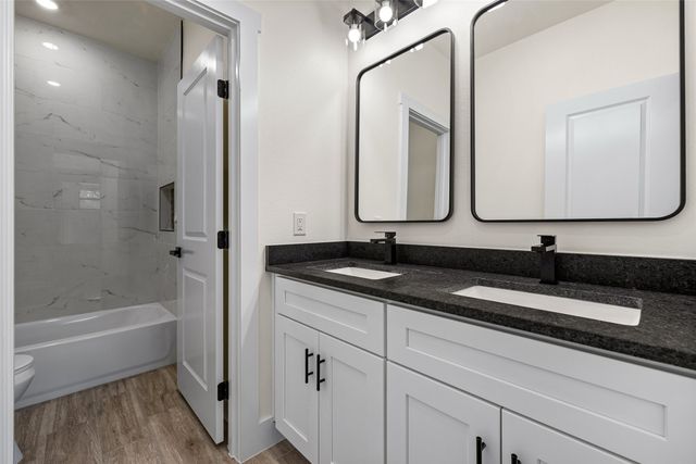 4915 Wichita Street, Granbury, TX 76048