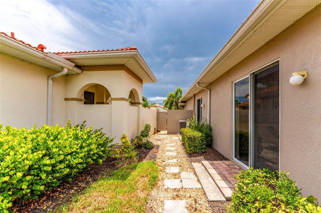 246 MESTRE PLACE, North Venice, FL 34275