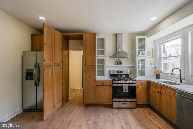 933 S 59TH ST, Philadelphia, PA 19143