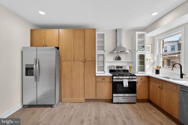 933 S 59TH ST, Philadelphia, PA 19143