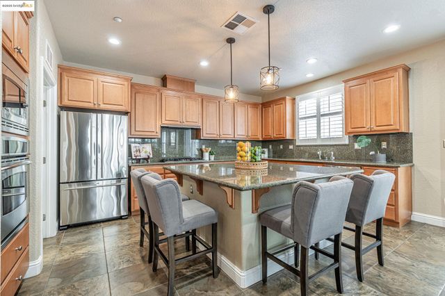 43 Sorrel Ct, Oakley, CA 94561