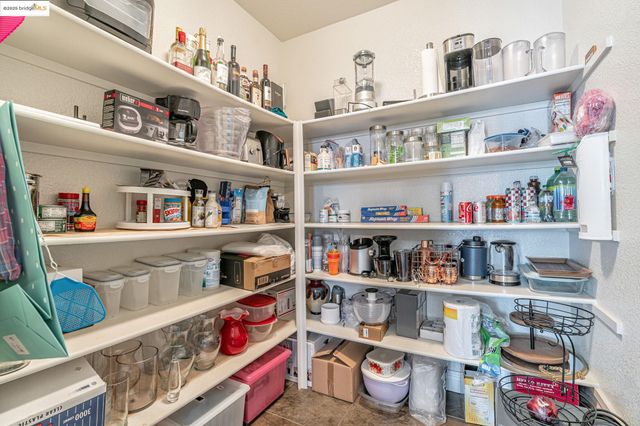 43 Sorrel Ct, Oakley, CA 94561