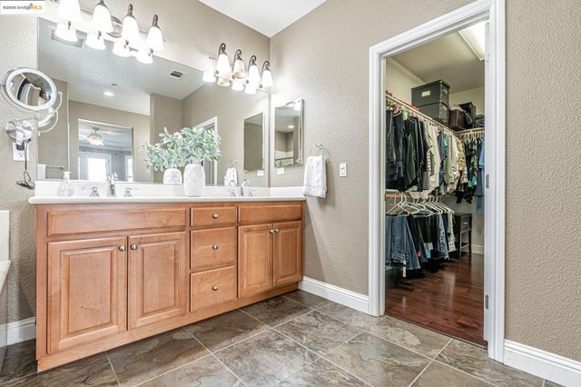 43 Sorrel Ct, Oakley, CA 94561